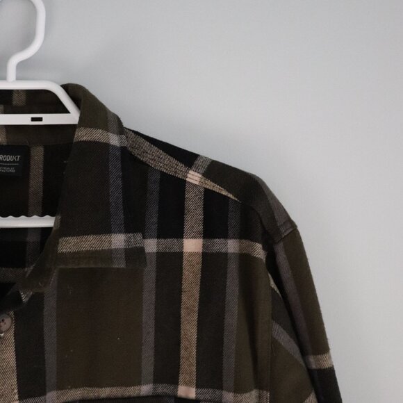 Produkt Green Flannel XL Buttoned Plaid Pocket Long Sleeve Thick Sweater T-Shirt - Picture 5 of 15